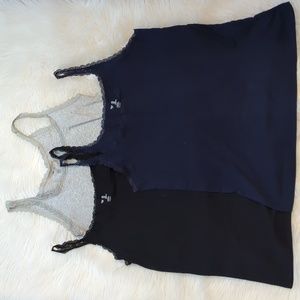 EUC Gap lace strap stretch camis